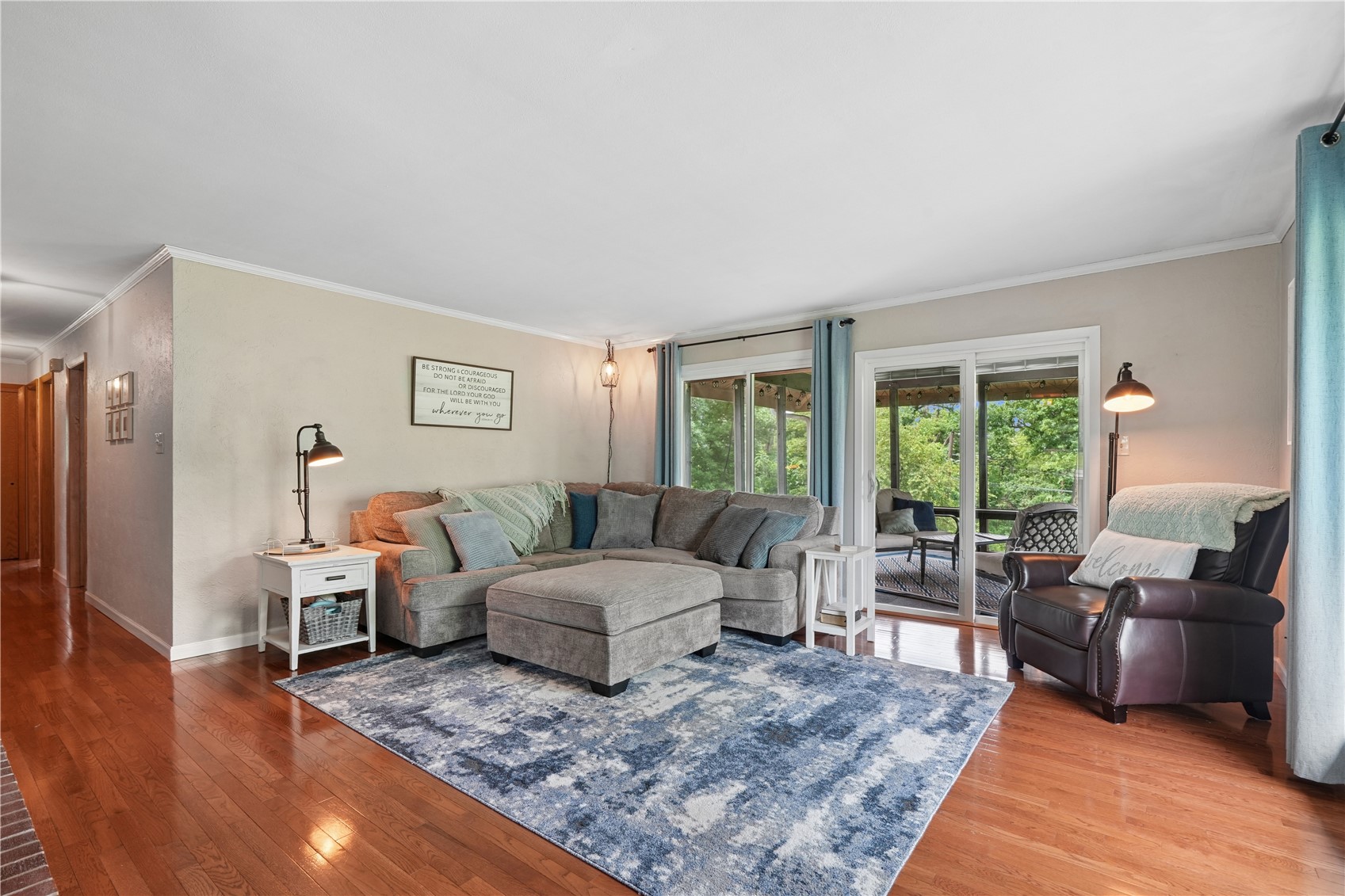 1227 Glenwood Drive NW Cedar Rapids IA 52405