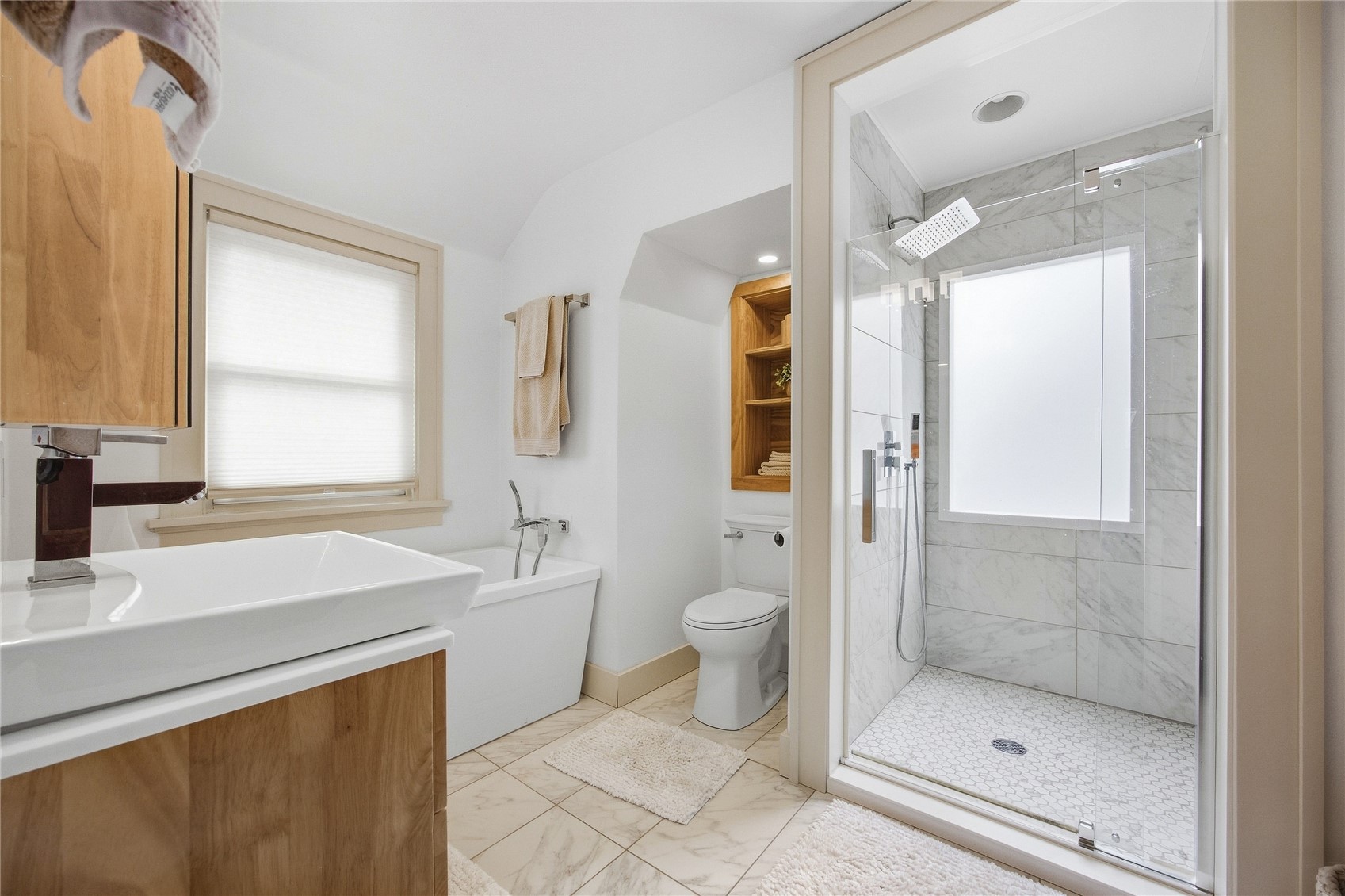 2411 Bever Avenue SE Cedar Rapids IA 52403