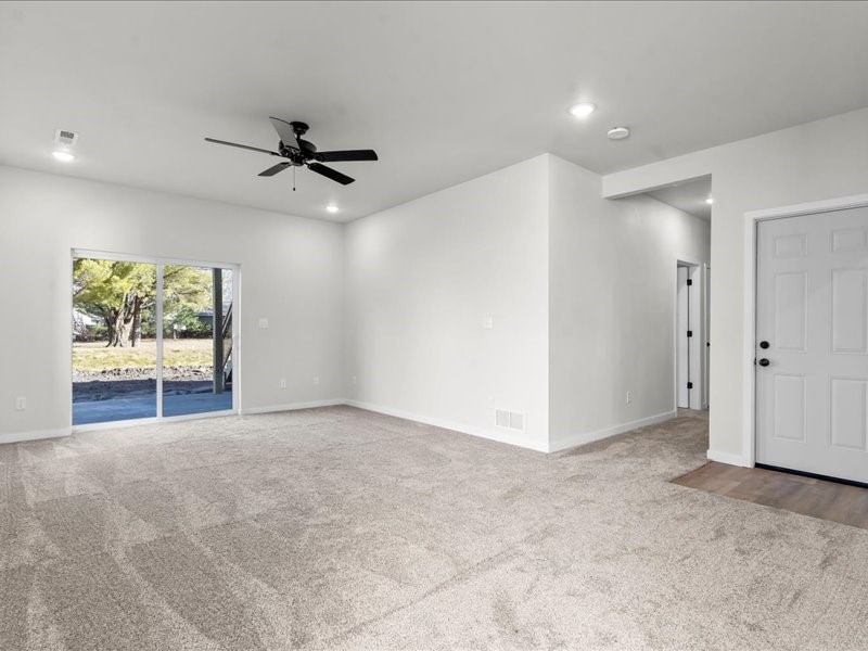 425 N Stewart Street North Liberty IA 52317