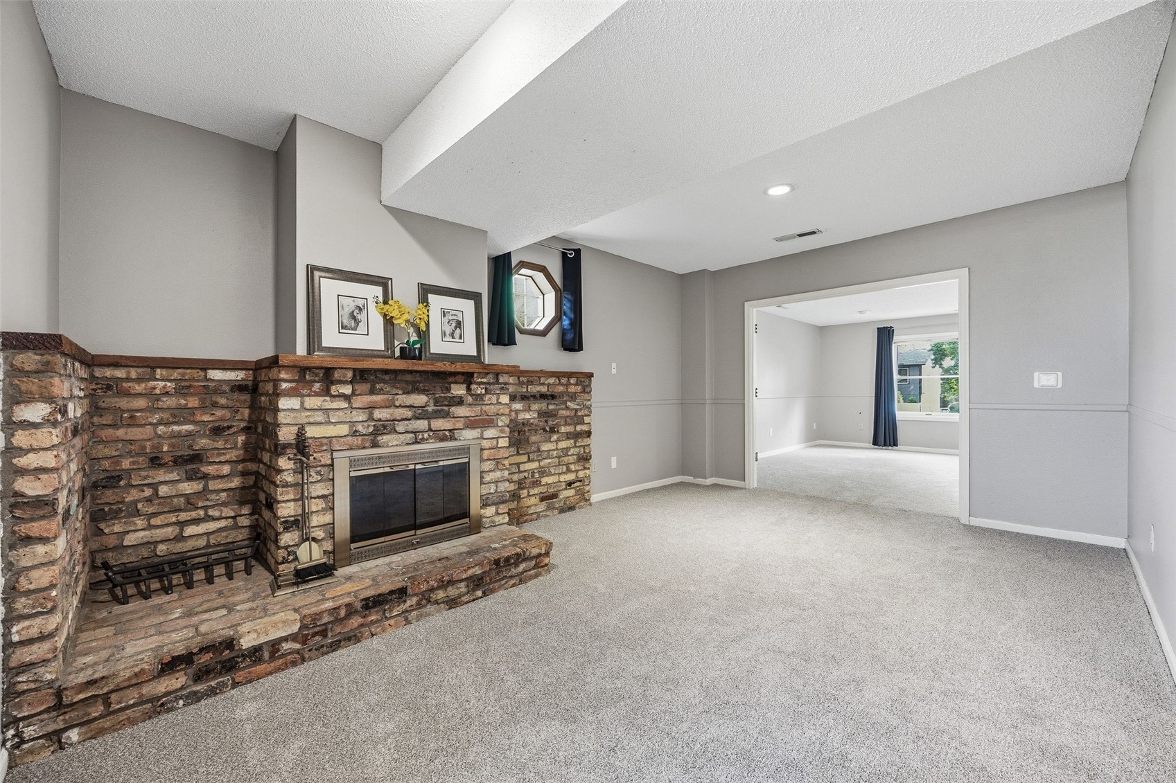 131 Penfro Drive Iowa City IA 52246