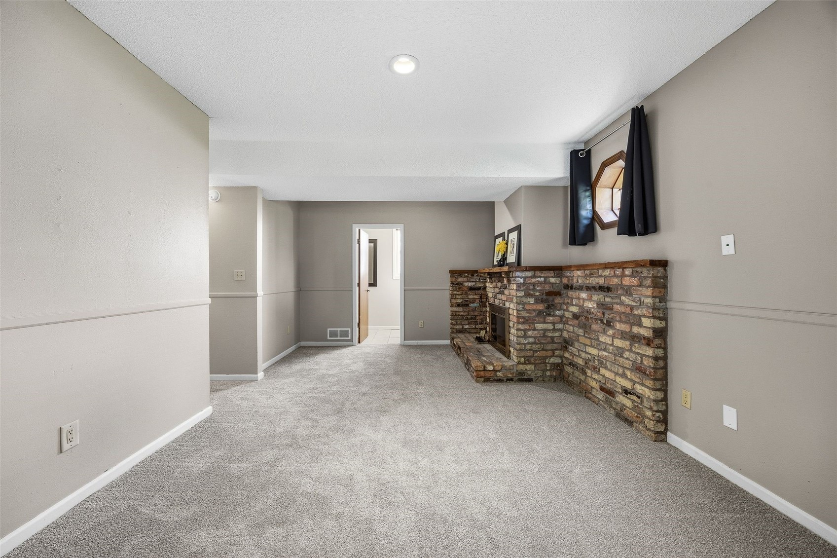 131 Penfro Drive Iowa City IA 52246