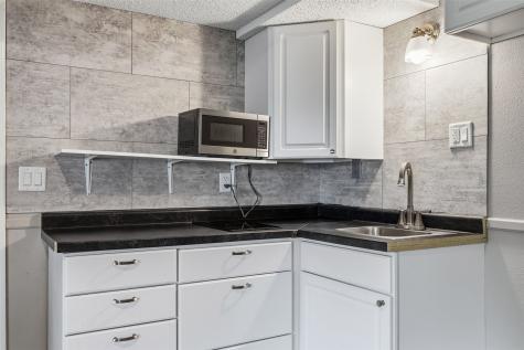 131 Penfro Drive Iowa City IA 52246