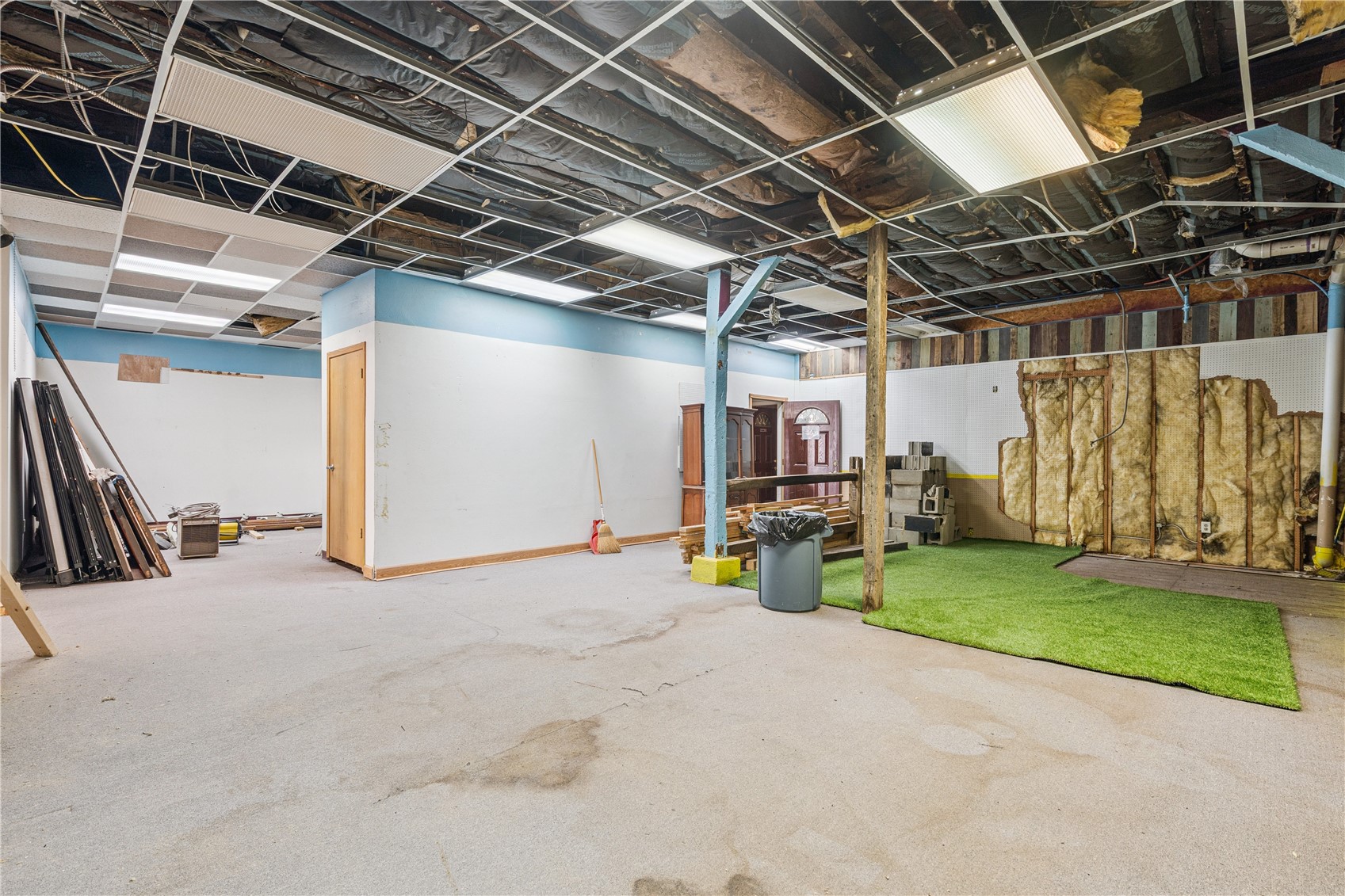 511 1st Avenue Vinton IA 52349