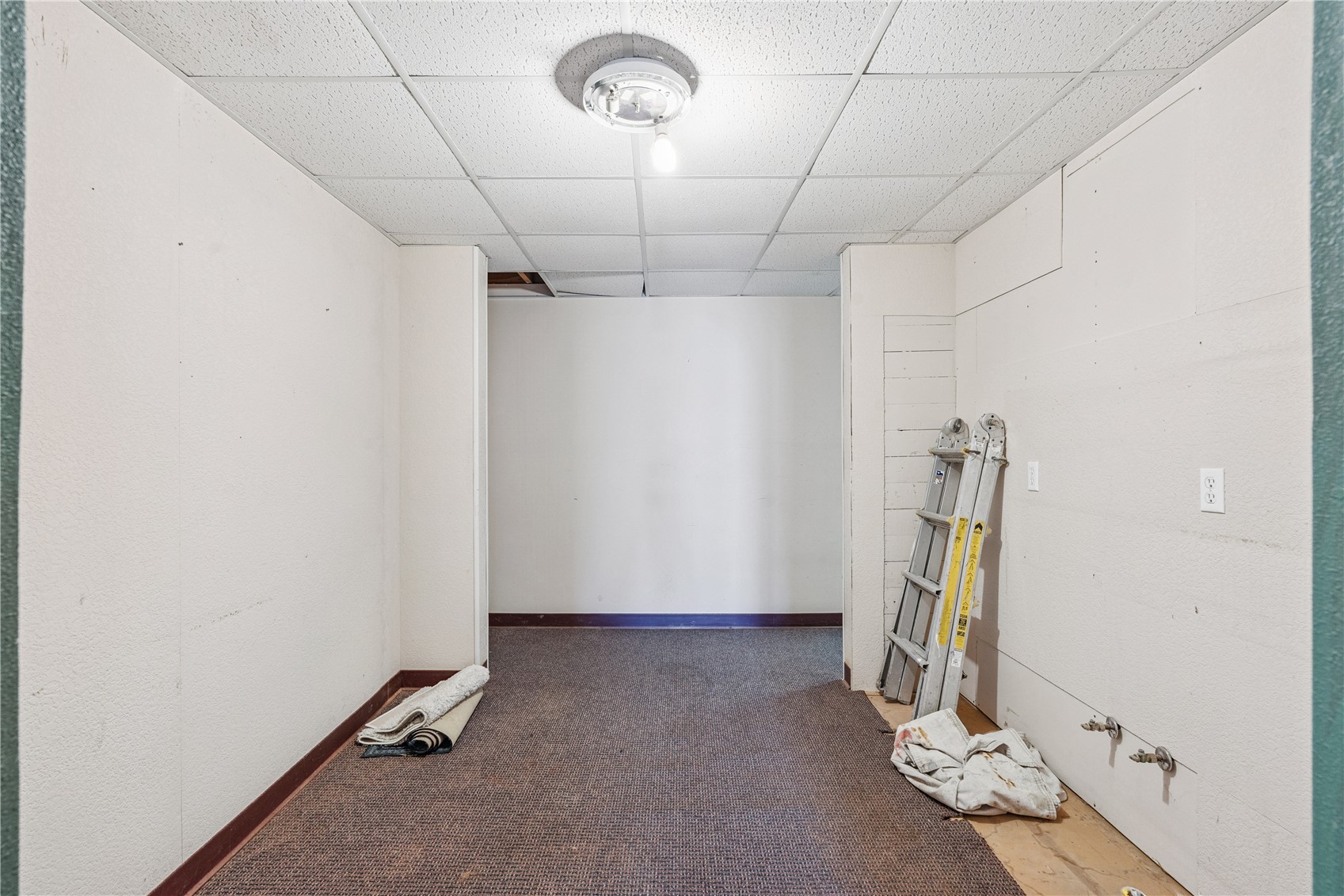 511 1st Avenue Vinton IA 52349
