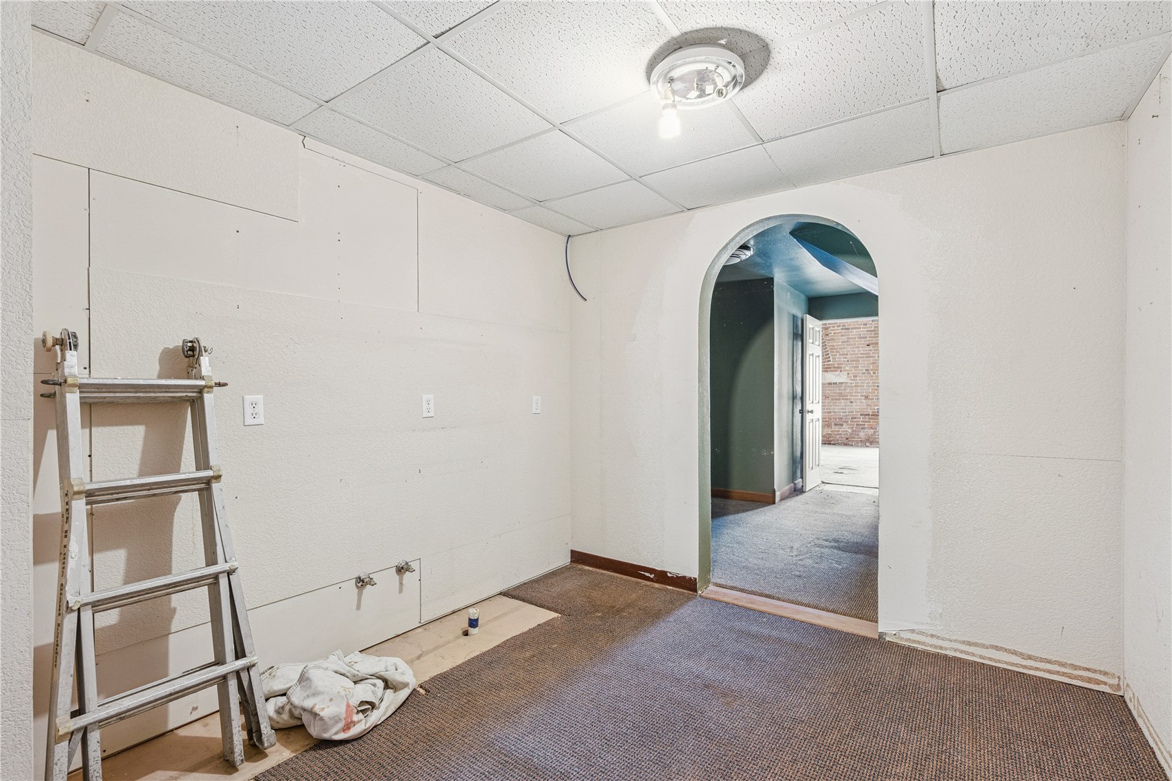 511 1st Avenue Vinton IA 52349