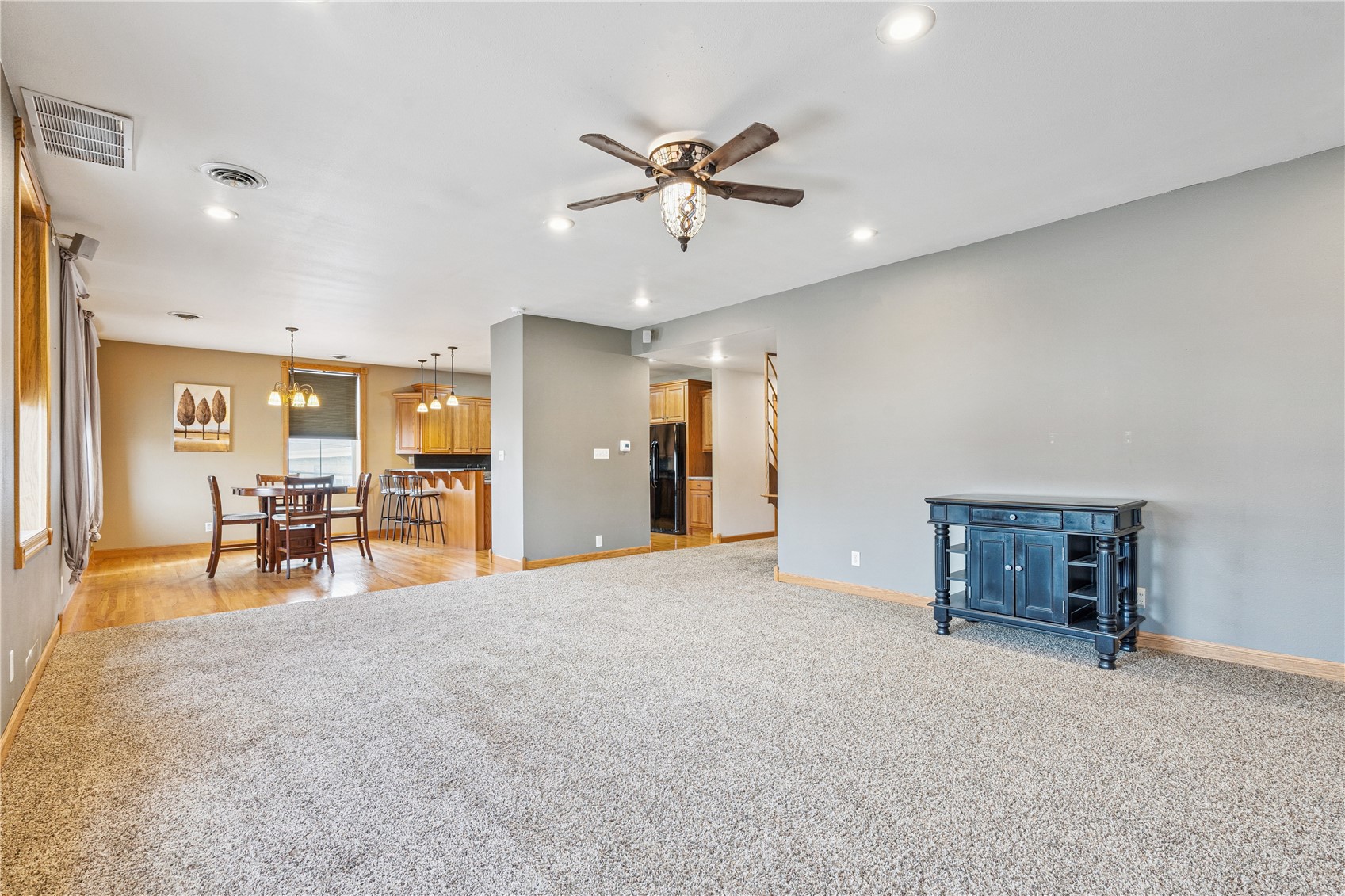 511 1st Avenue Vinton IA 52349