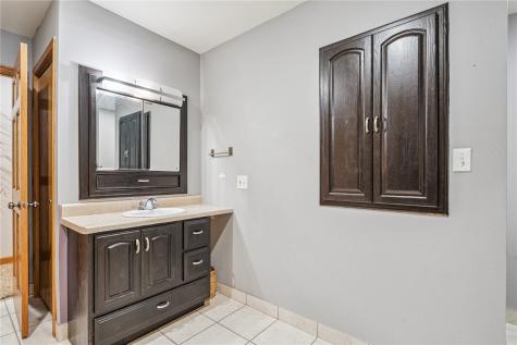 511 1st Avenue Vinton IA 52349