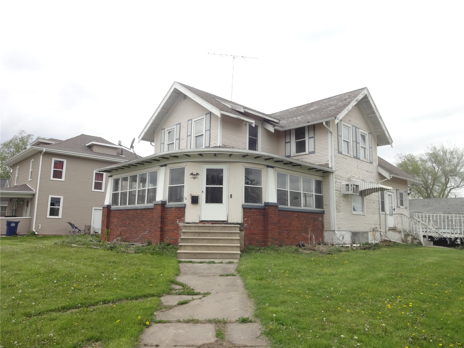 399 E Washington Street Marengo IA 52301