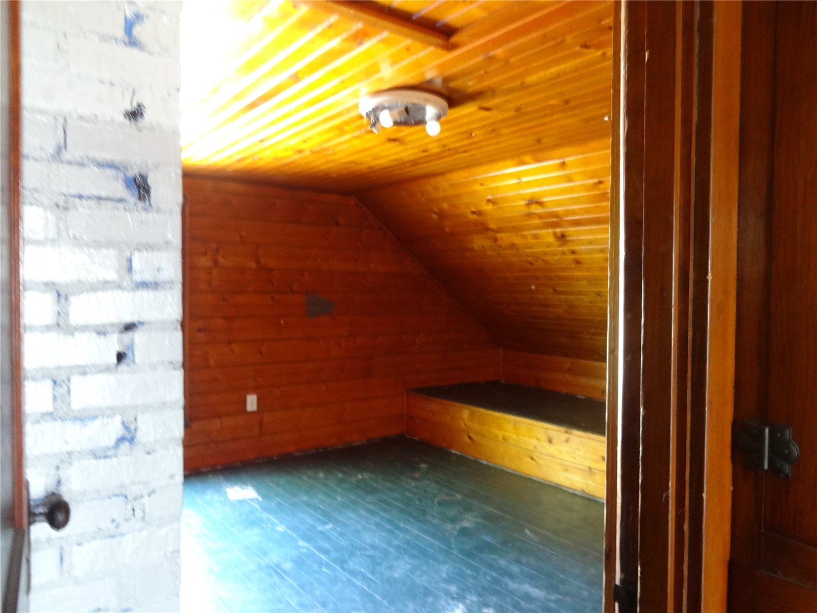 399 E Washington Street Marengo IA 52301