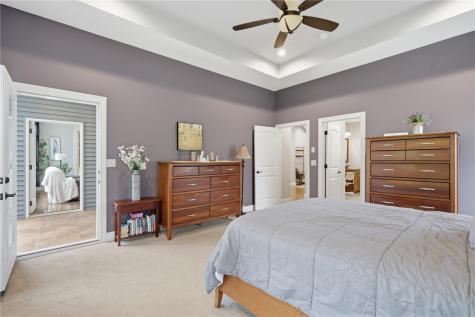 4032 Windfall Drive NW Cedar Rapids IA 52405