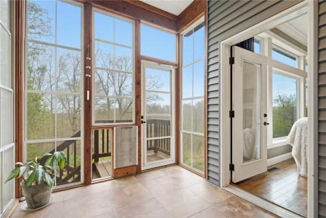 4032 Windfall Drive NW Cedar Rapids IA 52405