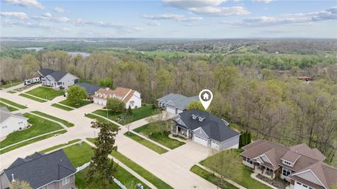 4032 Windfall Drive NW Cedar Rapids IA 52405