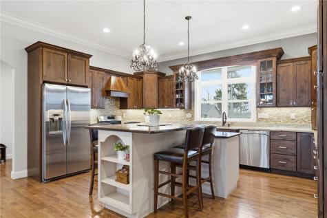 4032 Windfall Drive NW Cedar Rapids IA 52405