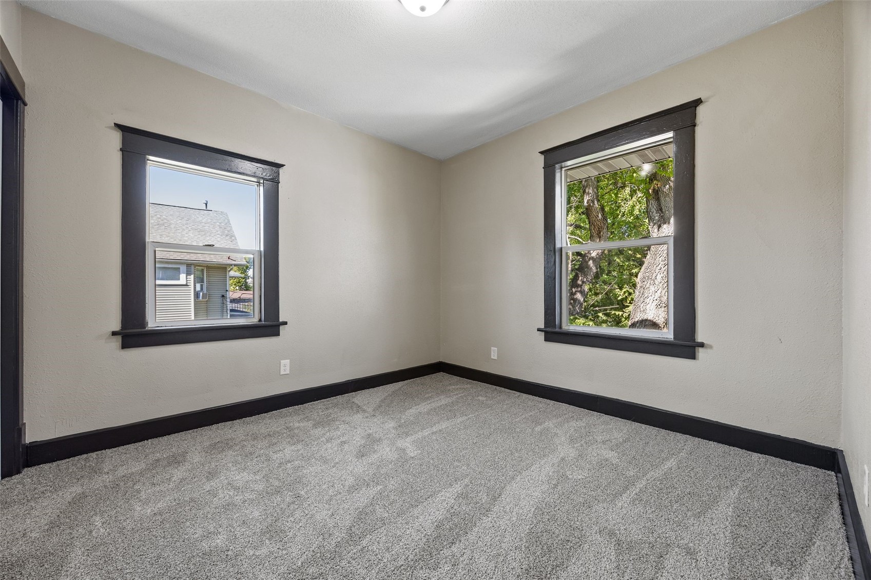1442 4th Avenue SE Cedar Rapids IA 52403