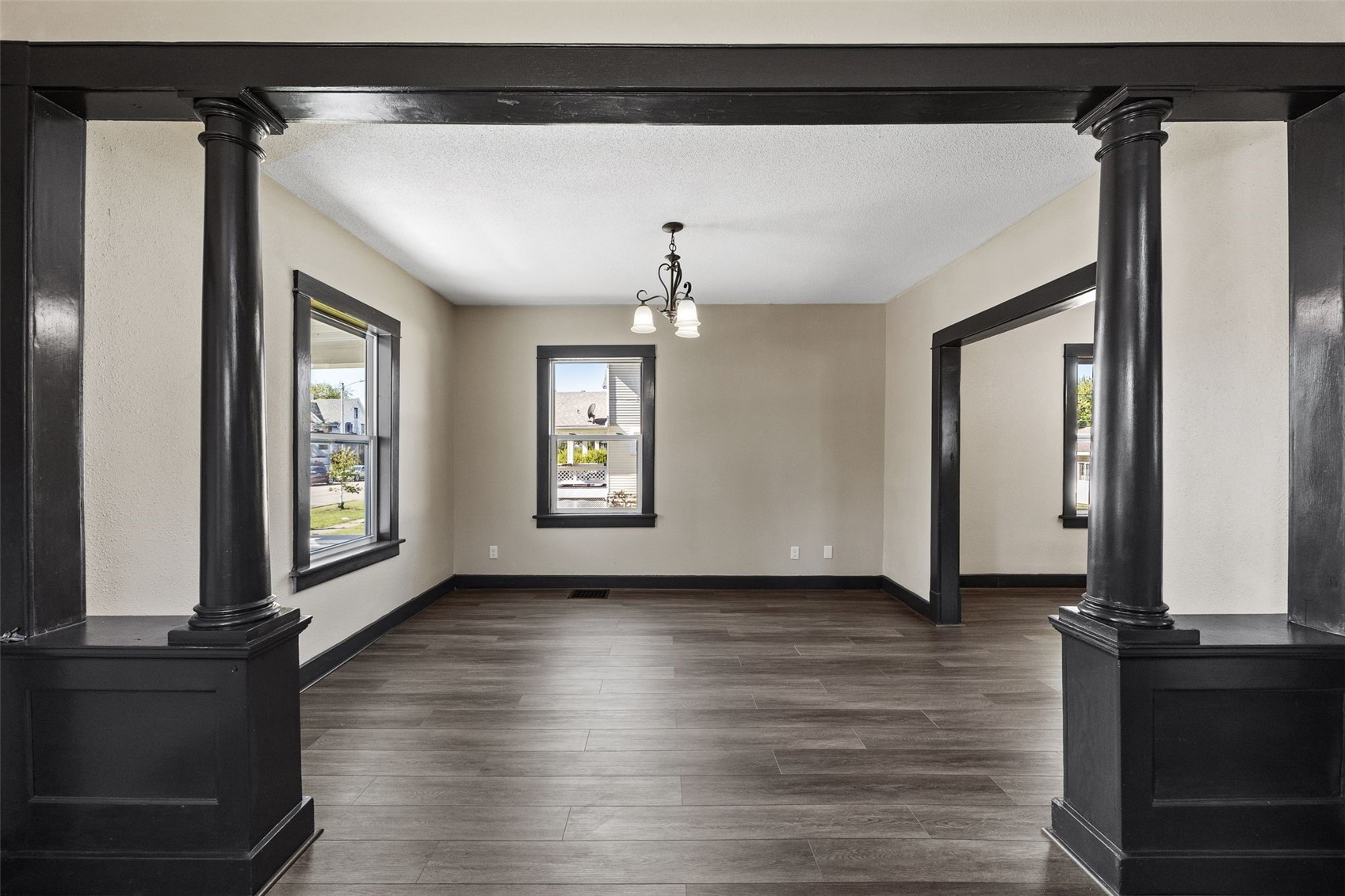1442 4th Avenue SE Cedar Rapids IA 52403