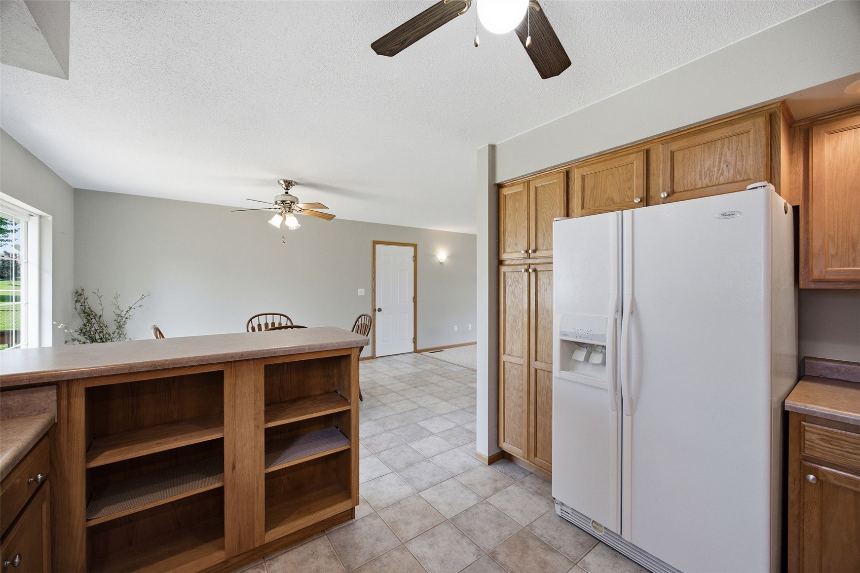 505 5th Street E Newhall IA 52315