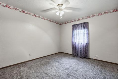 1701 I Avenue Vinton IA 52349