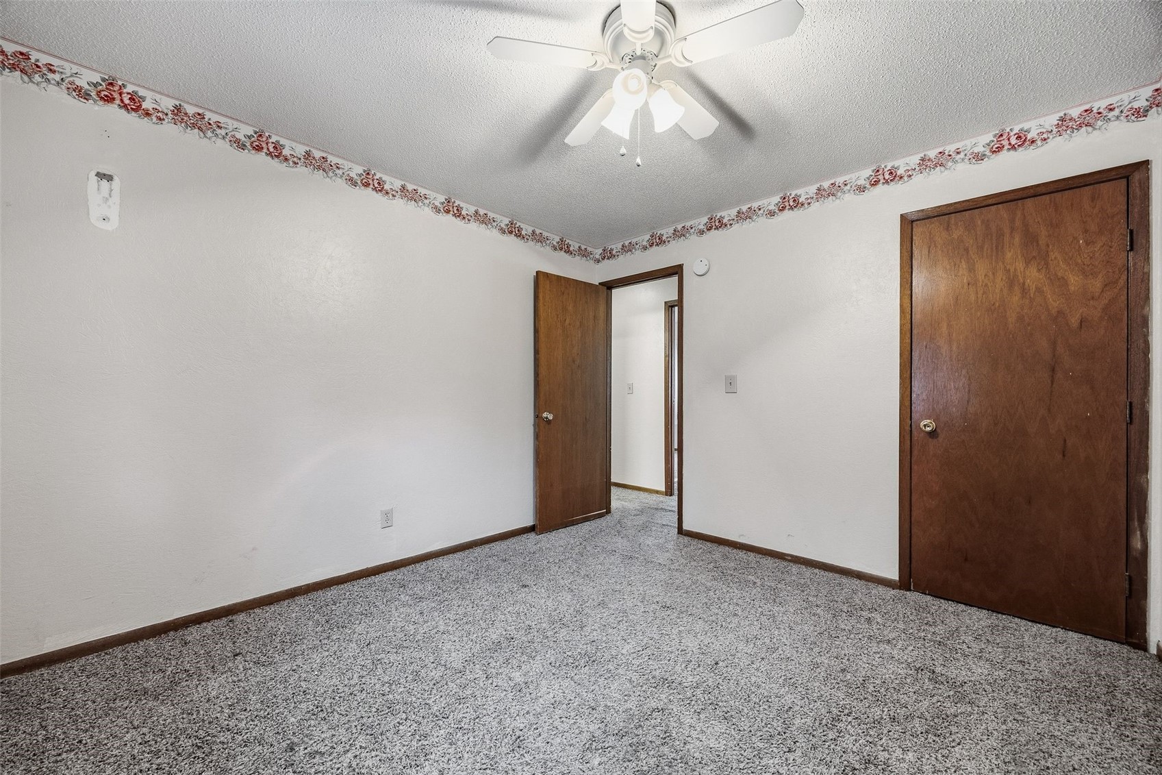 1701 I Avenue Vinton IA 52349