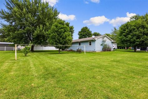 1701 I Avenue Vinton IA 52349
