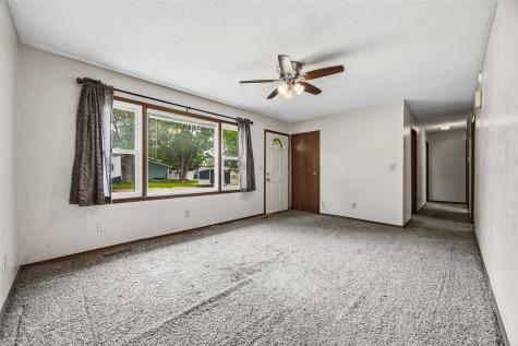 1701 I Avenue Vinton IA 52349