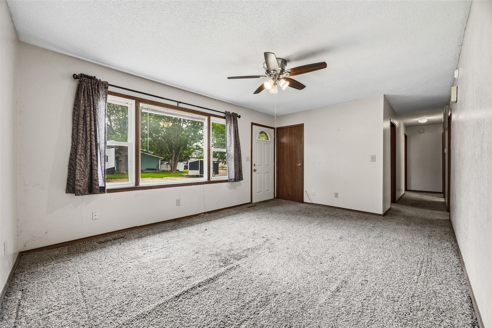 1701 I Avenue Vinton IA 52349