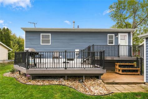 220 Fleetwood Road SW Cedar Rapids IA 52404