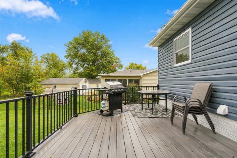 220 Fleetwood Road SW Cedar Rapids IA 52404