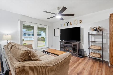 220 Fleetwood Road SW Cedar Rapids IA 52404