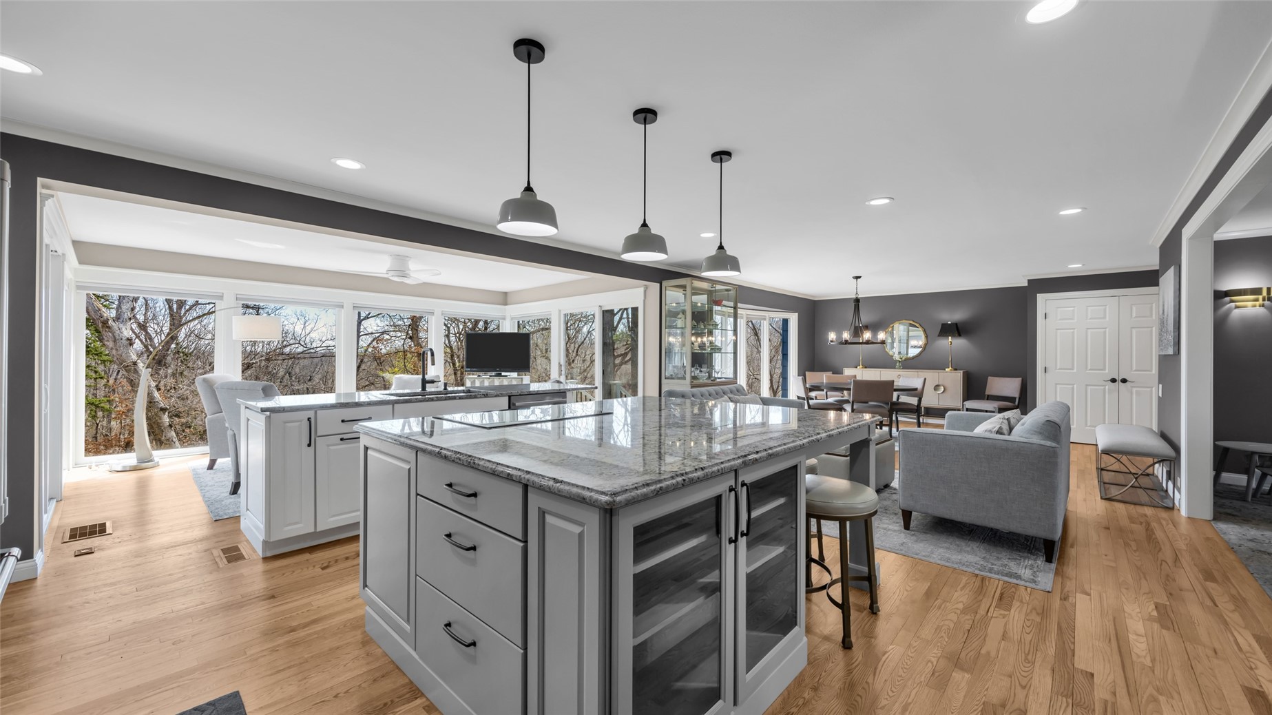 2055 Cottage Glen Drive SE Cedar Rapids IA 52403
