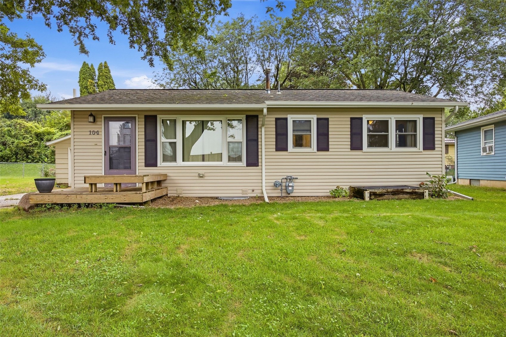 104 N Mcnamara Drive Anamosa IA 52205