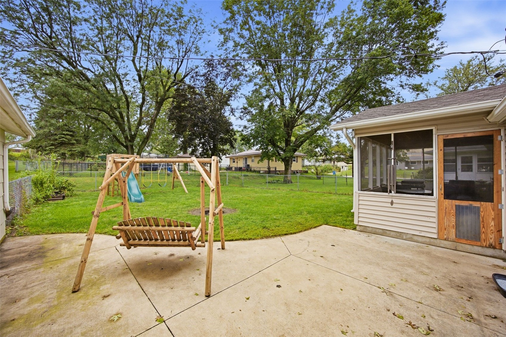 104 N Mcnamara Drive Anamosa IA 52205