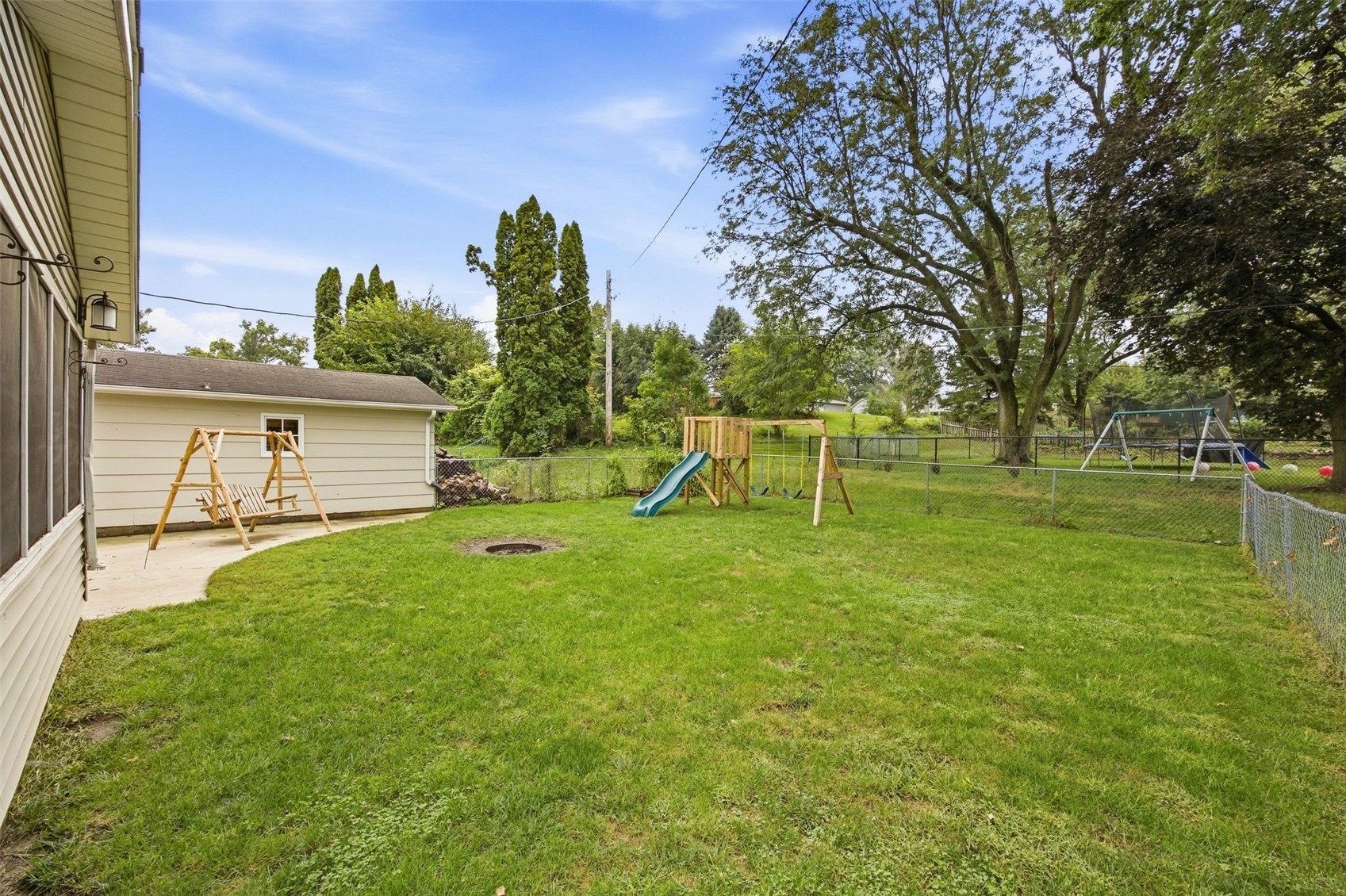 104 N Mcnamara Drive Anamosa IA 52205