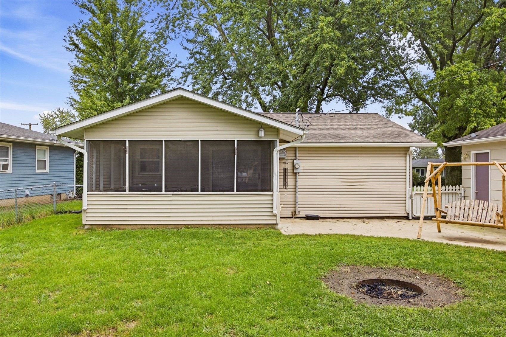 104 N Mcnamara Drive Anamosa IA 52205