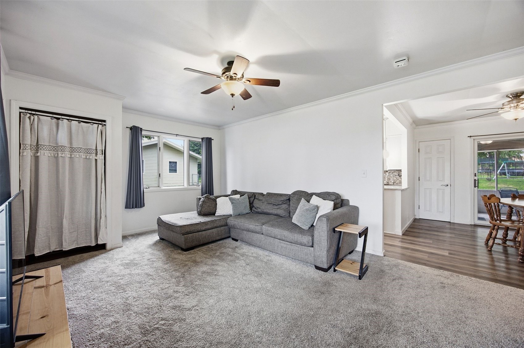104 N Mcnamara Drive Anamosa IA 52205