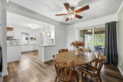 104 N Mcnamara Drive Anamosa IA 52205