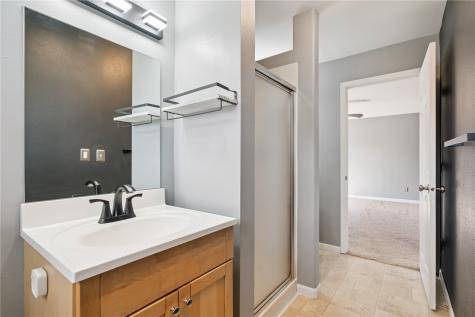 1010 Norwood Drive SE Cedar Rapids IA 52403