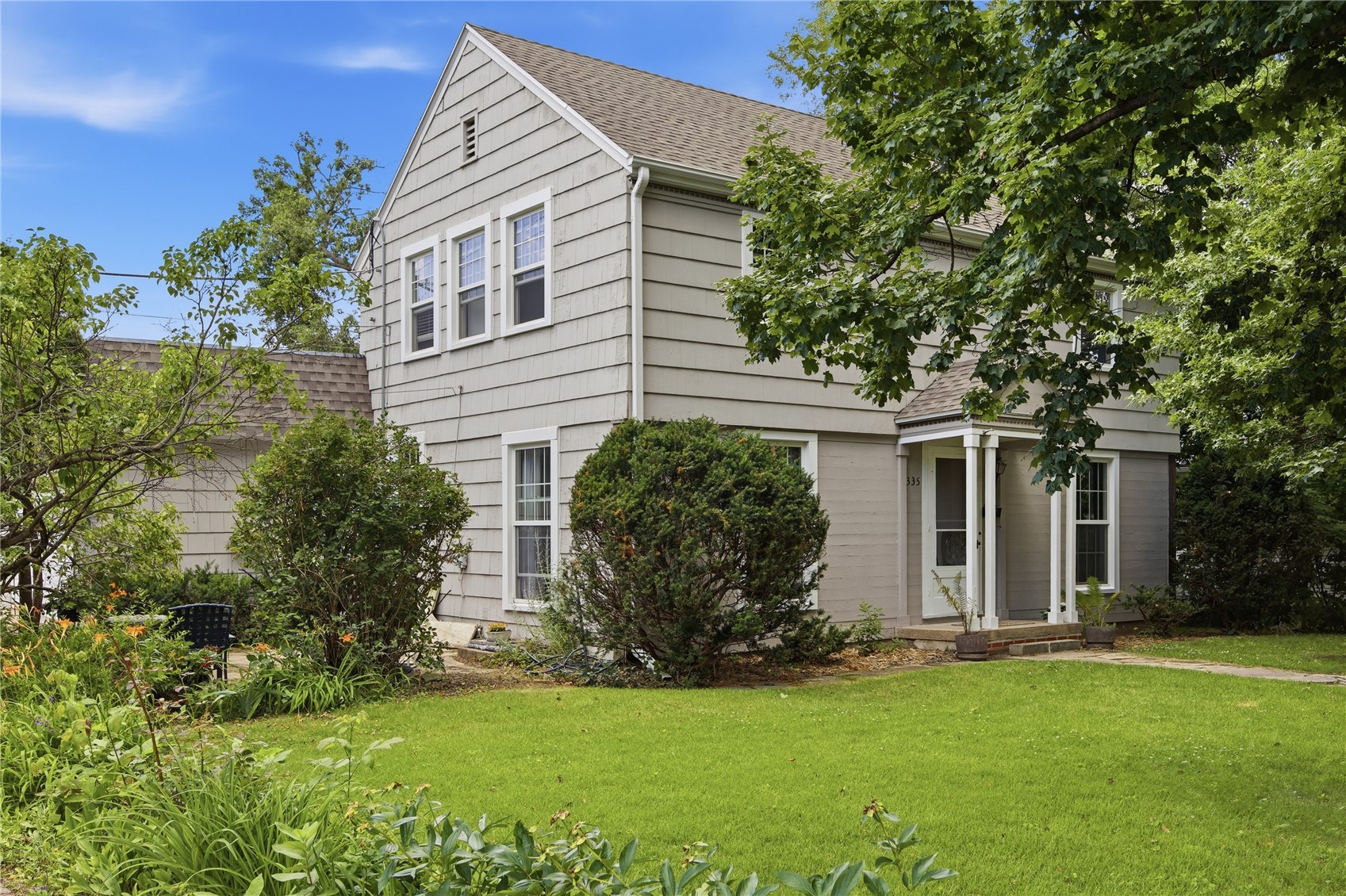 335 Forest Drive SE Cedar Rapids IA 52403