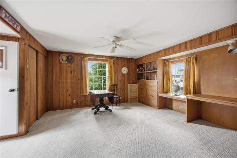 335 Forest Drive SE Cedar Rapids IA 52403