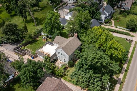 335 Forest Drive SE Cedar Rapids IA 52403