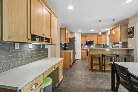 4029 Windfall Drive NW Cedar Rapids IA 52405