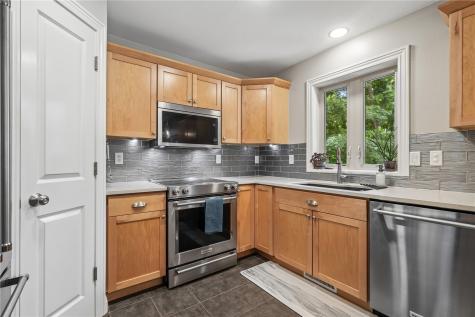 4029 Windfall Drive NW Cedar Rapids IA 52405