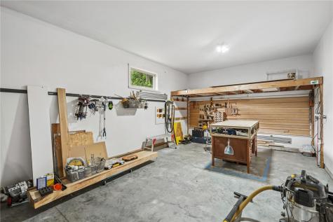 4029 Windfall Drive NW Cedar Rapids IA 52405