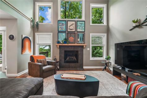 4029 Windfall Drive NW Cedar Rapids IA 52405