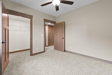 250 Howard Swisher IA 52333