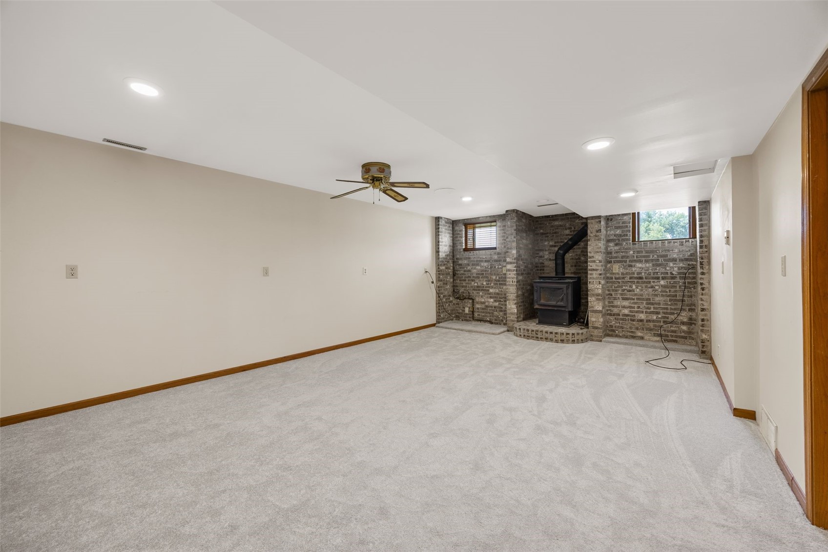 1370 Wiley Boulevard NW Cedar Rapids IA 52405