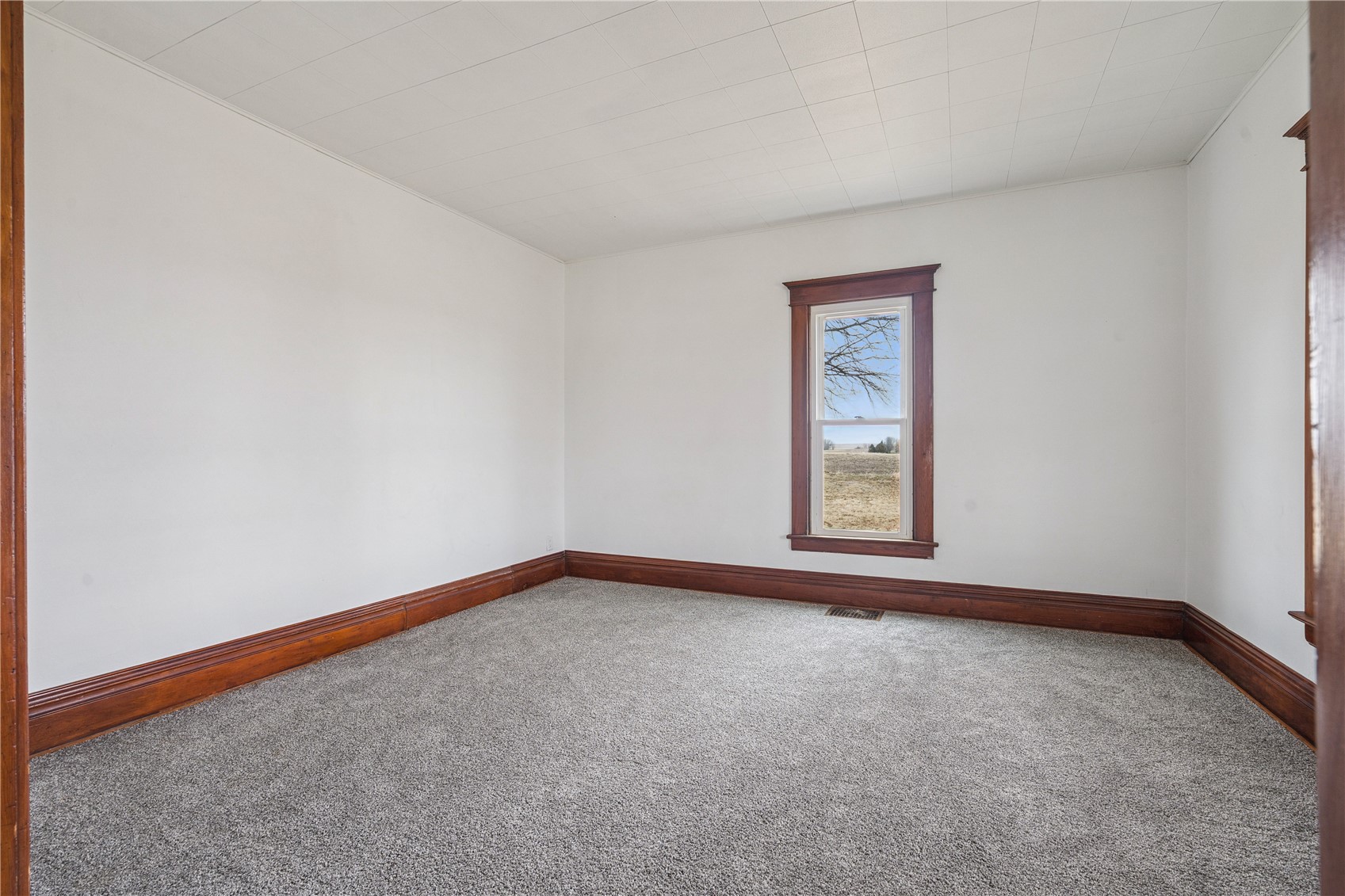 2921 220th Street Winthrop IA 50682