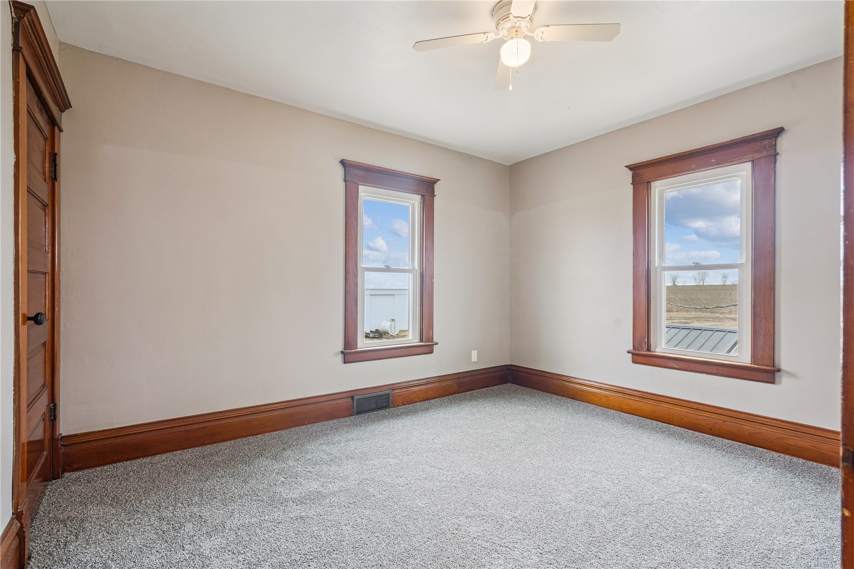 2921 220th Street Winthrop IA 50682