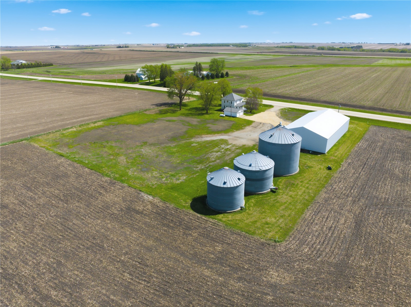 2921 220th Street Winthrop IA 50682