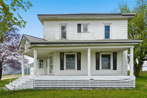 2921 220th Street Winthrop IA 50682