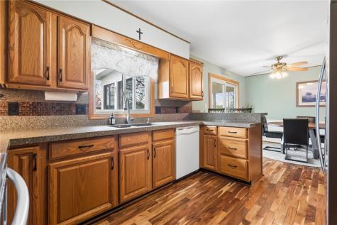 3435 25th Avenue Marion IA 52302